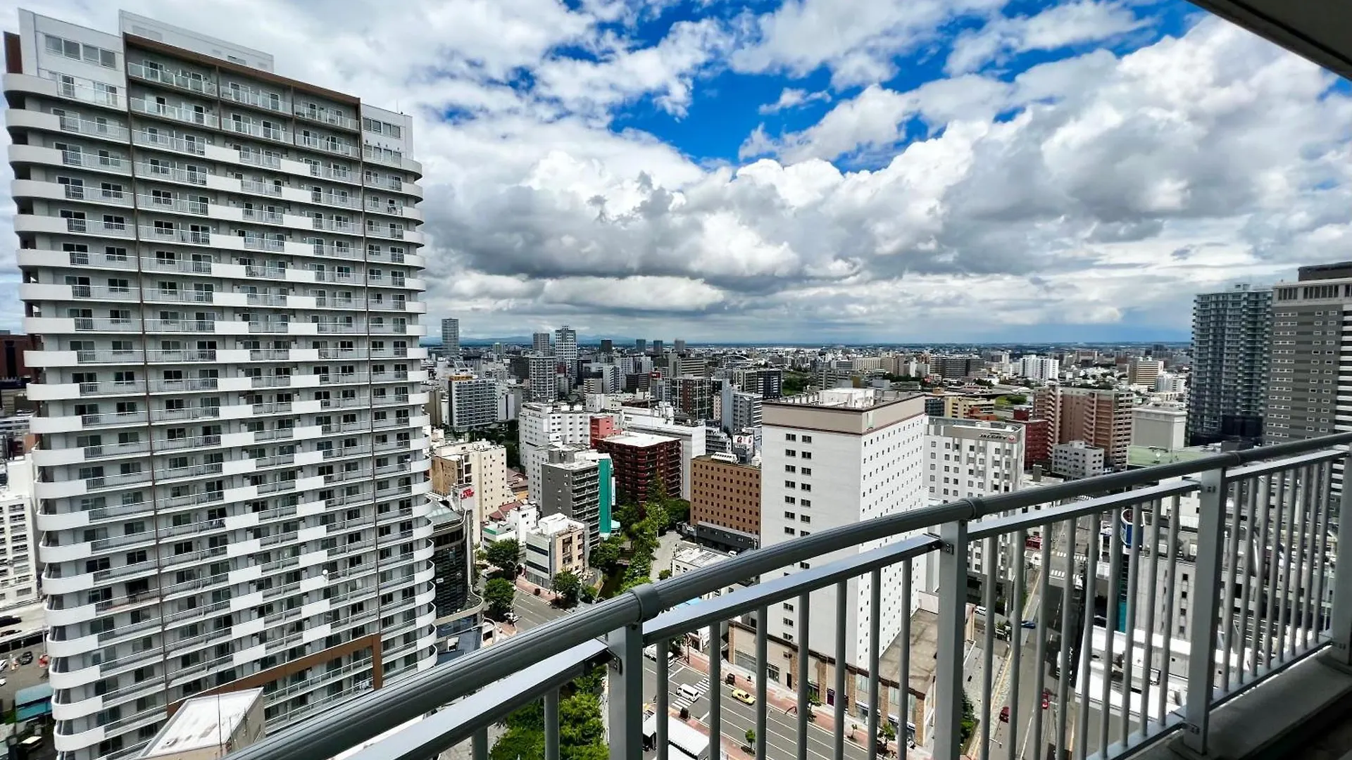 札幌市Ams Towerアパートメント 0*, 札幌市 日本