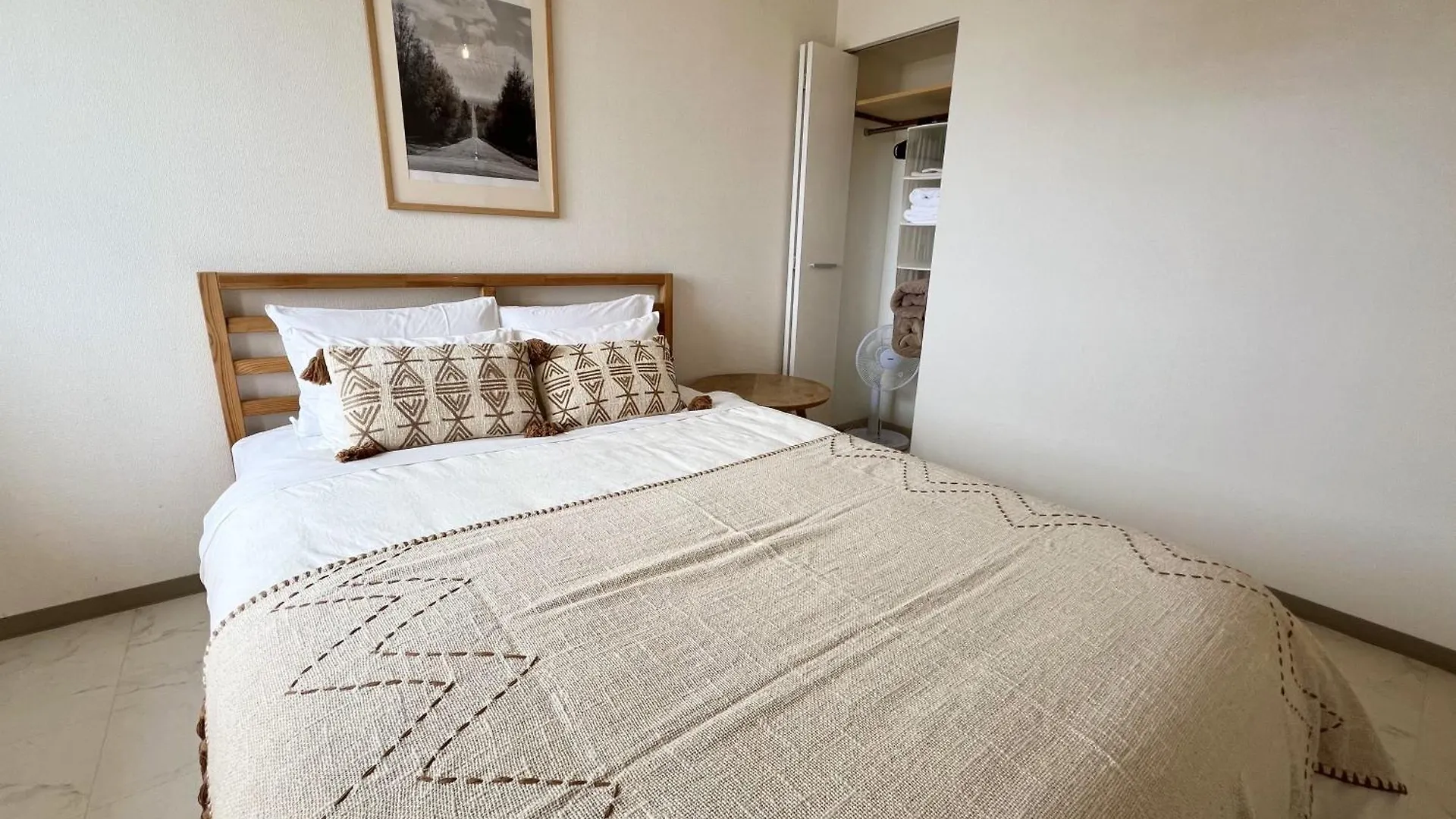 Ams Tower Apartment Sapporo Japan